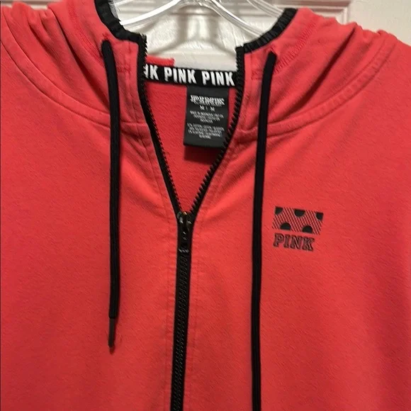 2/$20 Victoria's Secret PINK Hot Pink Zip-Up Hood Thumb Holes Logo Pockets Sz M - Picture 2 of 5